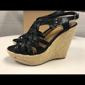 💙BOGO Fergalicious wedges